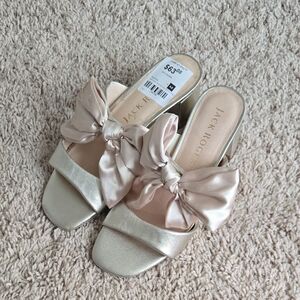 Jack Rogers Gold Bow‎ Sandals